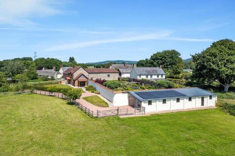 Outbuilding and paddock