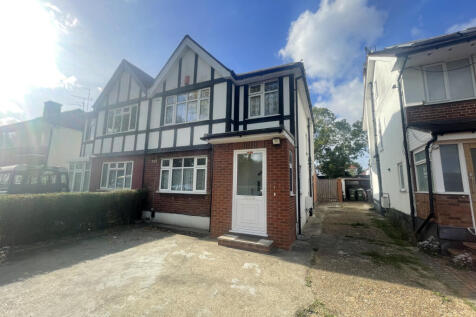 4 Bedroom Semi-Detached in HA3 9TH