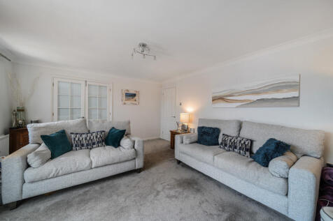 1311051-19-685053...