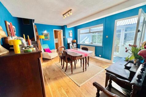 PHOTO-2025-04-07-19-38-15 (27).jpg