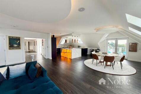 Lounge/Diner