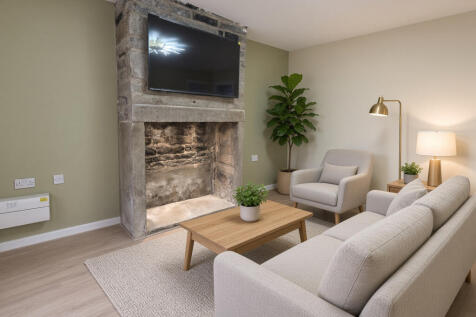 3 Bedroom Semi-Detached in HD7 5NE