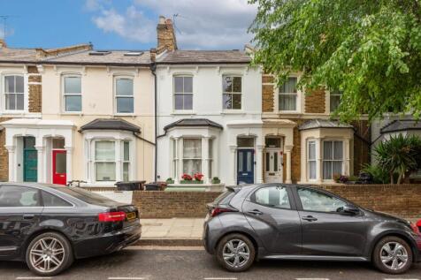 Flat B, 58 Leswin Road, Stoke Newington, London, N16 7NH
