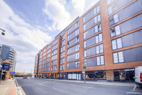 Fully furnished, one bedroom apartment in the ever popular Latitude development. Boasting a double bedroom, modern bathroom , floor to ceiling windows and an open plan living/kitchen area. Fantastic l