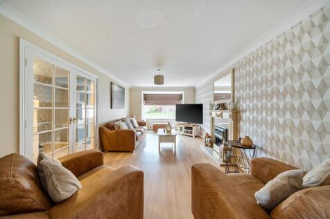 28 Ridge Drive (14).jpg