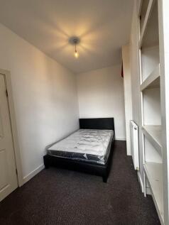 ALL BILLS INCLUDED. One Bedroom in 3 Bed Houseshare Available Now! ALL BILLS INCLUDED