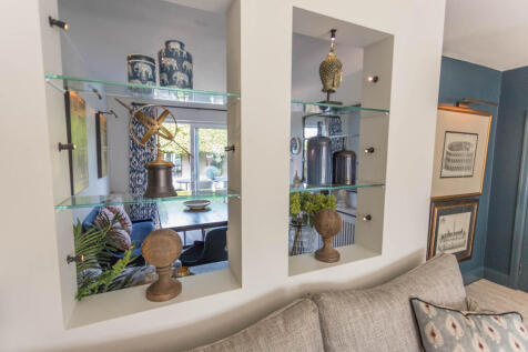 Semi open plan between Sitting & Dining Rooms