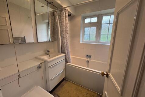 35 Oakfields - Ba...