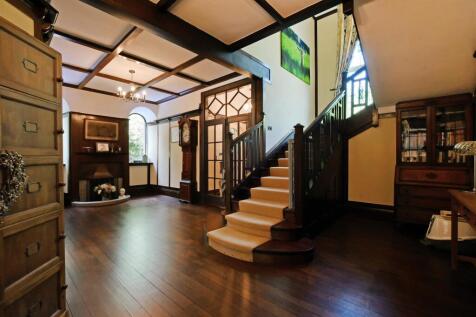 8 bed, 5 bath Detached in Sheffield - Photo 22