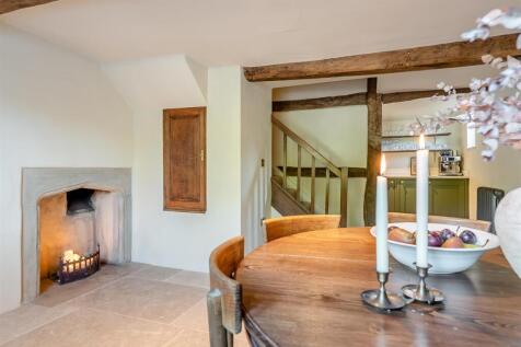 8666724-interior20.jpg