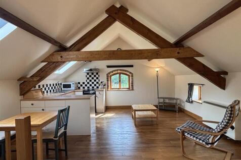 The Coach House - Open Plan Living10.JPG