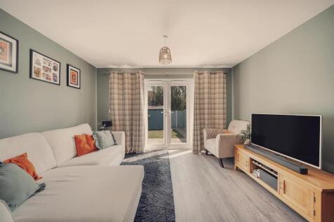 Limestone Close-25.jpg