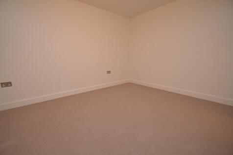 4 Zenith Bedroom.JPG