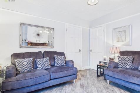 cam01332g0pr0646still006