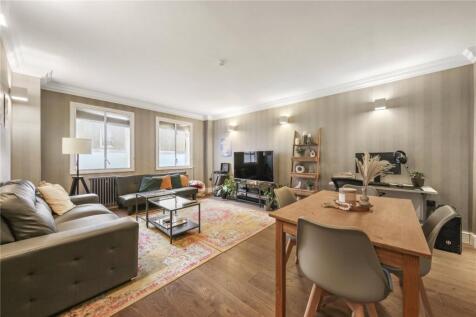 A modern two bedroom apartment in a sought after building within walking distance to Baker Street Station and the amenities of Baker Street and Marylebone Village.