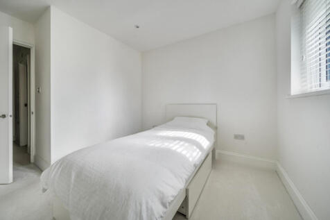 1350133-18-68c445...