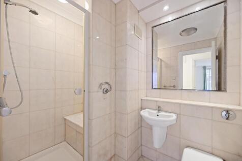 RCTEC- flat 4 alban house- shower 3 (1).jpg