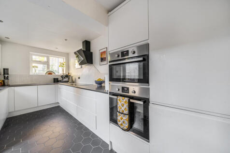 1369409-7-691b631...