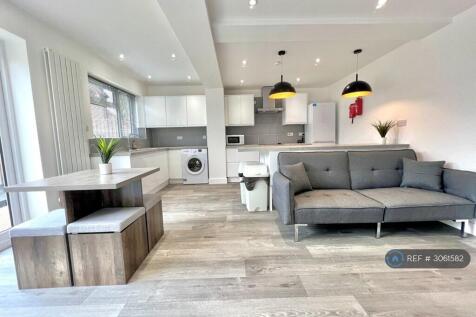 1 Bedroom House in WR2 5QJ