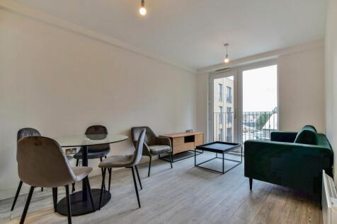 Lounge 1