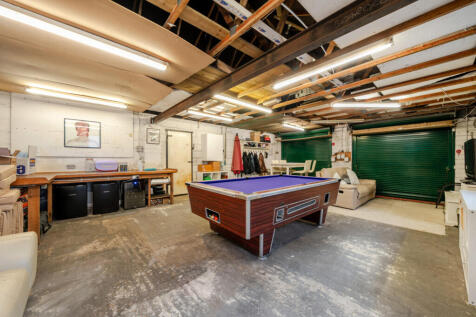 1382521-9-691da1e...