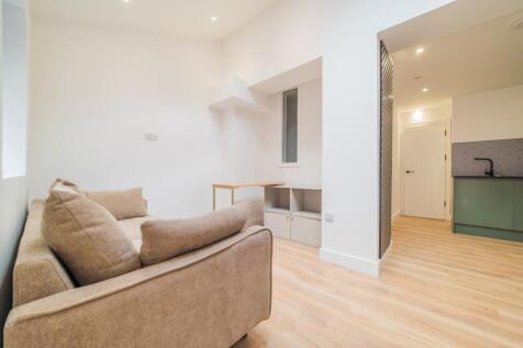 Call 02920 668585 to secure your viewing _5