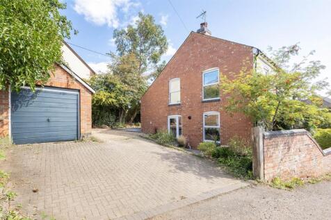 3 Harborough Road, Clipston
