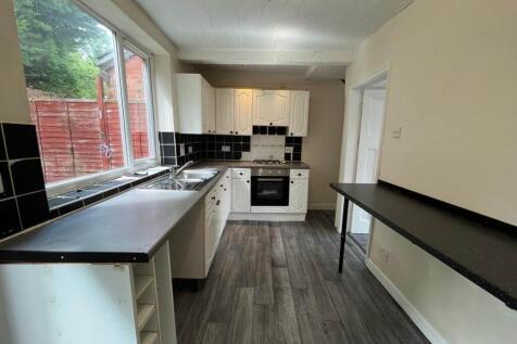 3 Bedroom Family Home