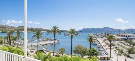 First line apartment in Puerto Pollensa