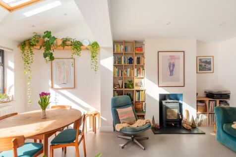 1F9RAN - Sitting Room D.jpg
