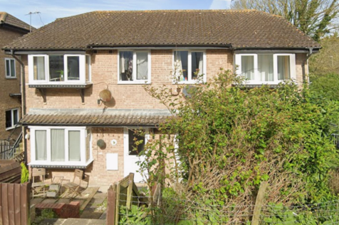 2 Bedroom Flat in TN35 5JG
