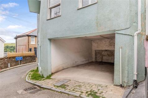 Covered Parking Spac