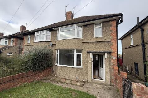 3 Bedroom Semi-Detached in OX3 0JL