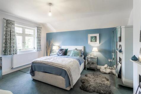 15 Upper Packington Road