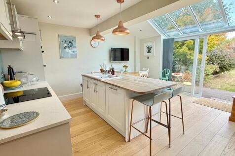 3 bedroom character cottage