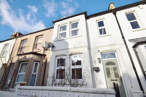 A superb three double bedroom two bathroom period terrace house in a sought residential location. The property location provides easy access into Wimbledon and the mainline station via the Morden Road