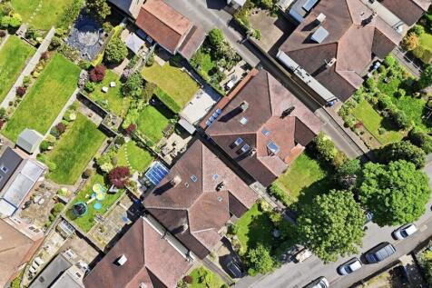 16 Canterbury Avenue, Fulwood 45.jpg