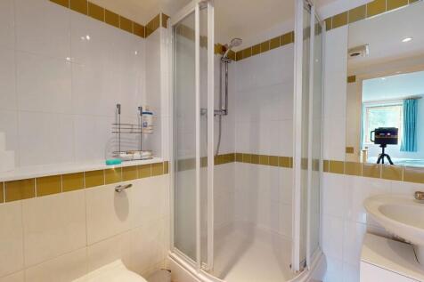 En-Suite Shower R...