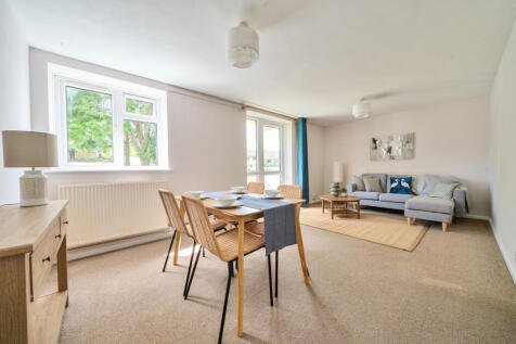 Sitting Dining Room