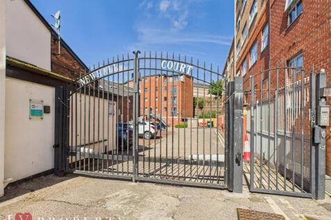 CAM05016G0-PR0106-ST