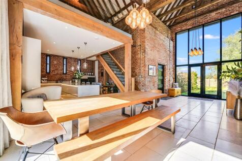 Kitchen/Dining