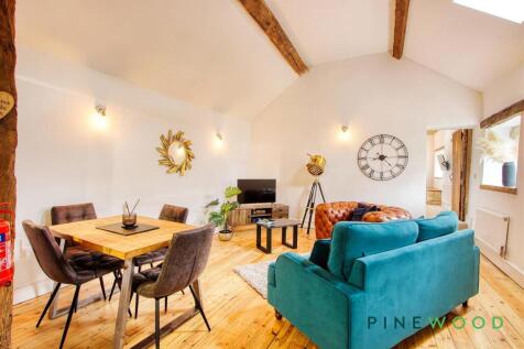 BARN/ANNEXE- LIVING ROOM
