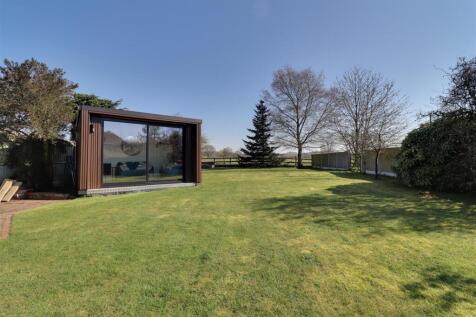 IMG_2542-IMG_2544.jpg