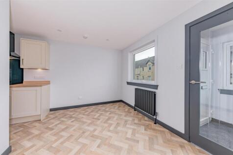 93 Market Street Brechin-4.JPG