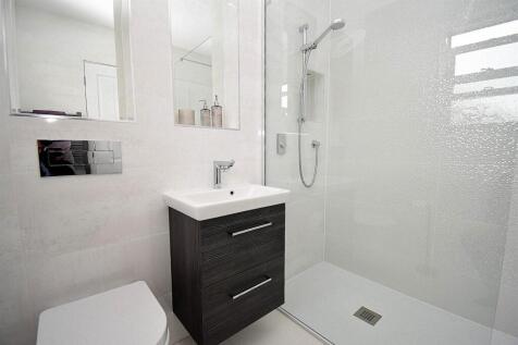 BEDROOM TWO ENSUITE.JPG