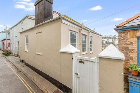 A01 - 18 South Ford Road Dartmouth - 251112.jpg