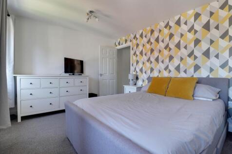 12- Rob Hammond EweMove Pontefract