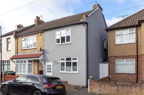 Suffield Road, E4