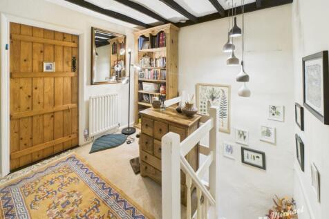 CAM02773G0-PR0378-STILL005