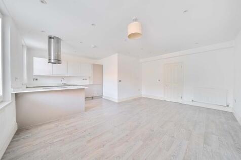 1288499-7-683dbbd...